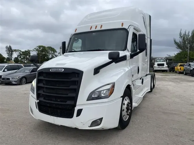2023 FREIGHTLINER CA126