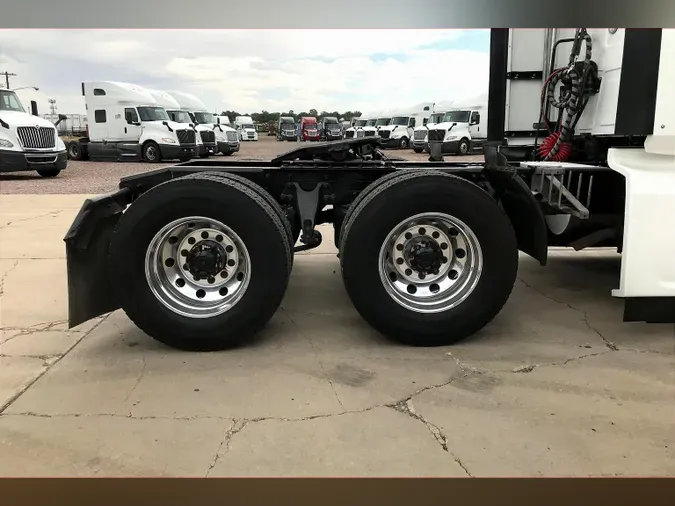 2022 INT LT625 6x4