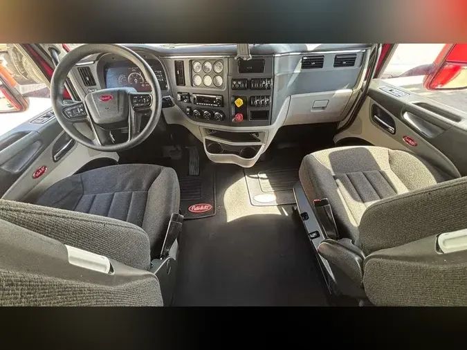 2024 Peterbilt 579