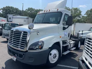 2016 FREIGHTLINER/MERCEDES CASCADIA 125