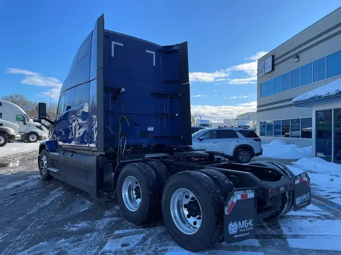 2026 MACK Pioneer 76" High Roof