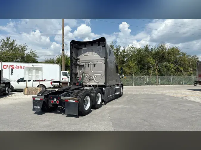 2025 Freightliner Cascadia 126af30d01bf208ce42f2d2f3543dfb05f8