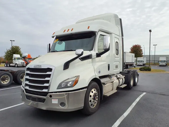 2020 FREIGHTLINER/MERCEDES NEW CASCADIA 116af30eee3473a04c5b4506db16eab4b8d