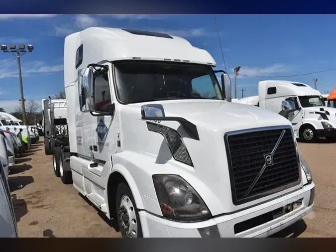 2018 VOLVO VNL64T670