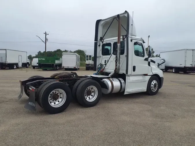 2019 FREIGHTLINER NEW CASCADIA PX12664
