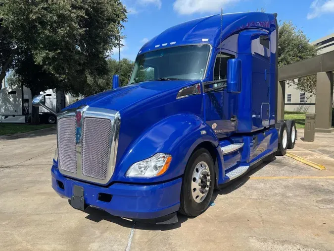 2022 Kenworth T680
