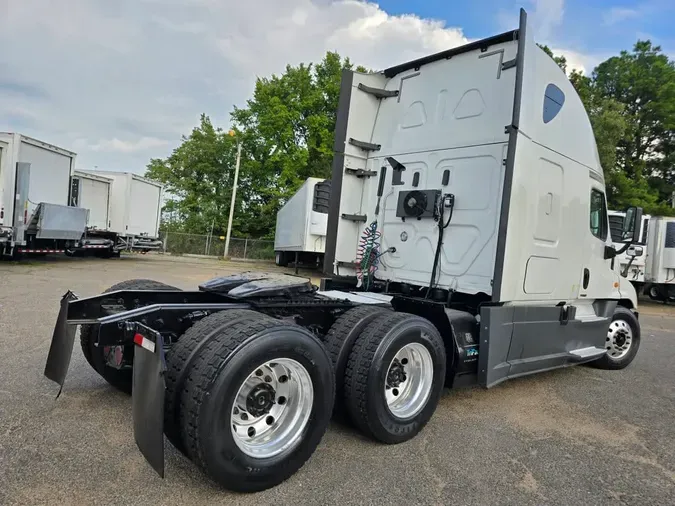 2019 FREIGHTLINER CASCADIA 125af37f32b47154842ecbda20452c6c520