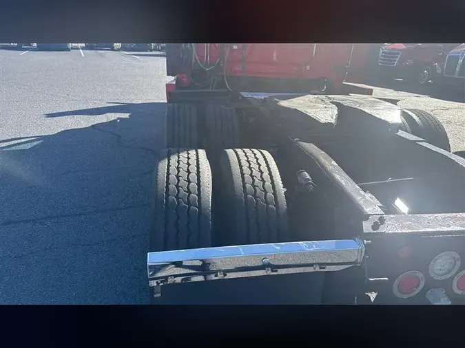 2020 FREIGHTLINER CASCADEVO1