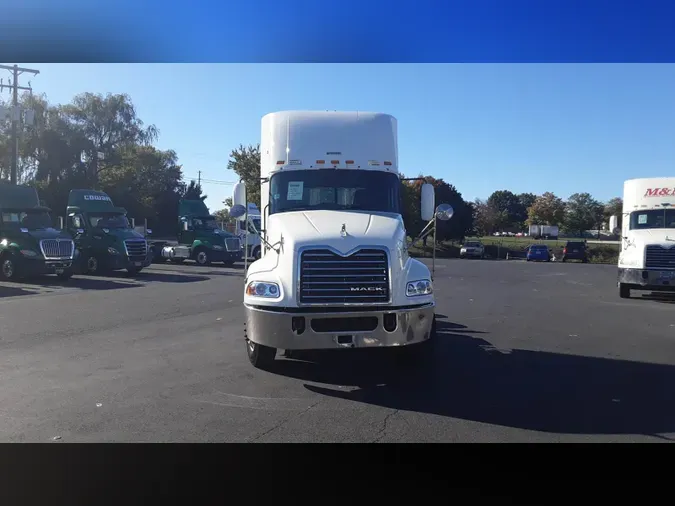 2018 Mack CXU (PINNACLE)