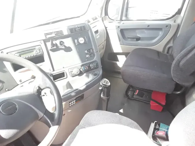 2016 FREIGHTLINER CASCADIA 125