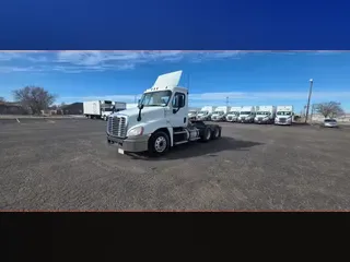 2019 FREIGHTLINER/MERCEDES CASCADIA 125