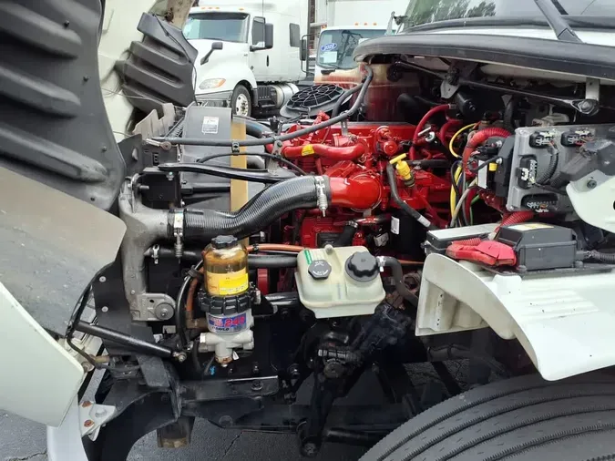 2019 FREIGHTLINER/MERCEDES M2 106