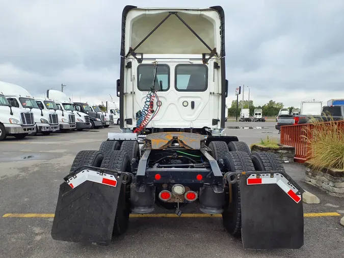 2018 FREIGHTLINER/MERCEDES CASCADIA 125