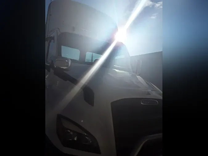 2020 FREIGHTLINER/MERCEDES NEW CASCADIA 116