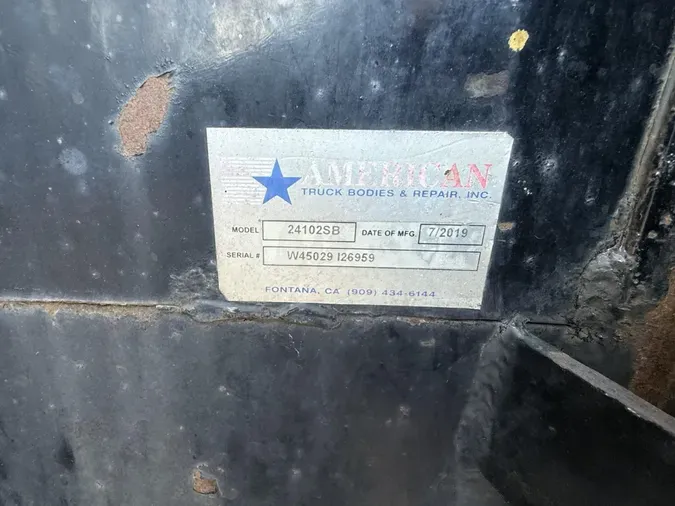 2020 Peterbilt 330