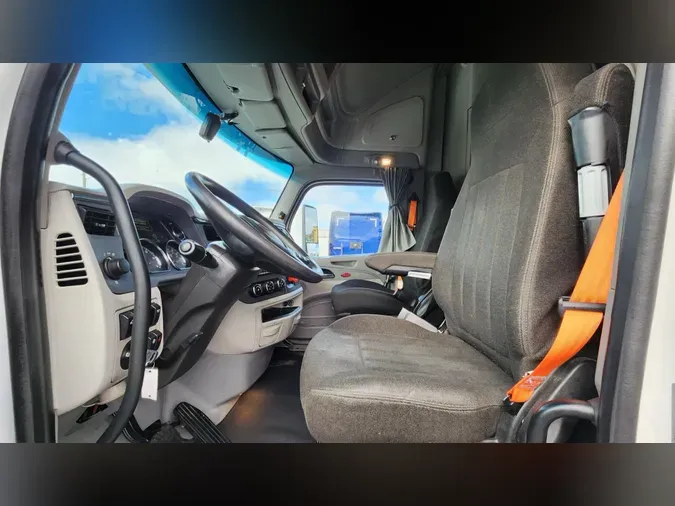 2021 Peterbilt 579