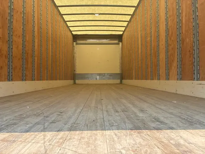 2019 FREIGHTLINER/MERCEDES M2 106