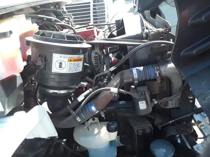 2016 FREIGHTLINER M2 106