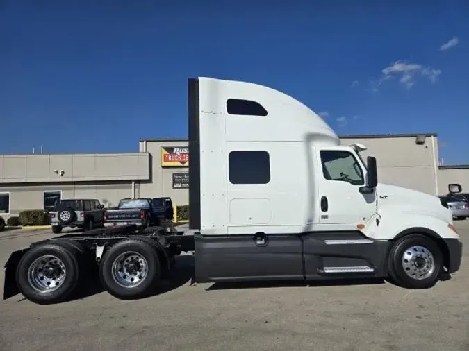 2024 International LT625af4ef2fe4bc9cadf97ae745f25795519