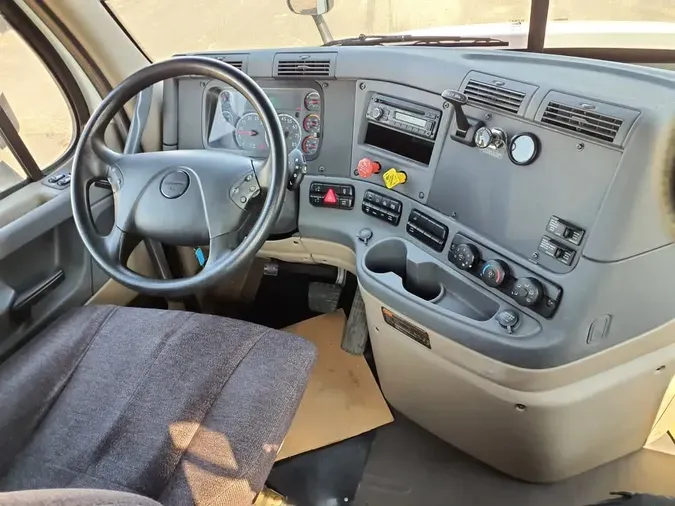 2016 FREIGHTLINER CASCADIA 125