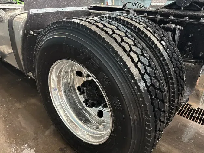 2027 MACK ANTHEM 64Taf5dc388cfdda8dc28b484076a811dfb