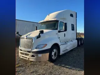 2020 NAVISTAR INTERNATIONAL LT625 SLPR CAB