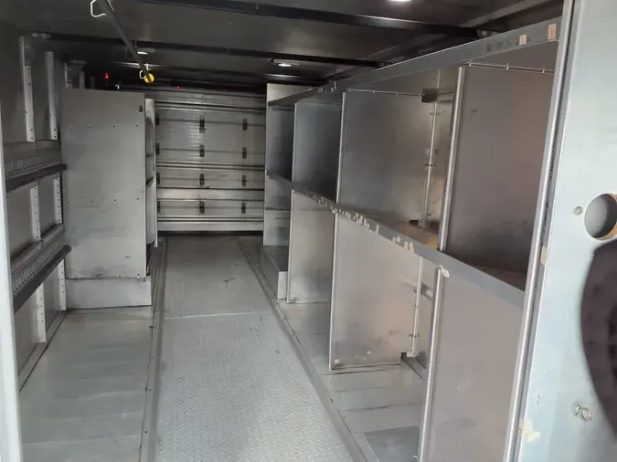 2018 FRTLR CUSTOM CHASSIS CORP MT45