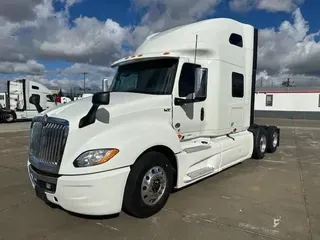 2023 International LT625