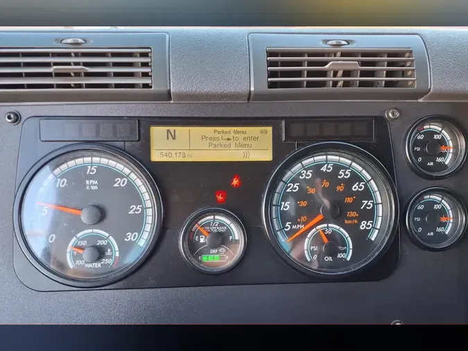 2020 FREIGHTLINER/MERCEDES CASCADIA 125