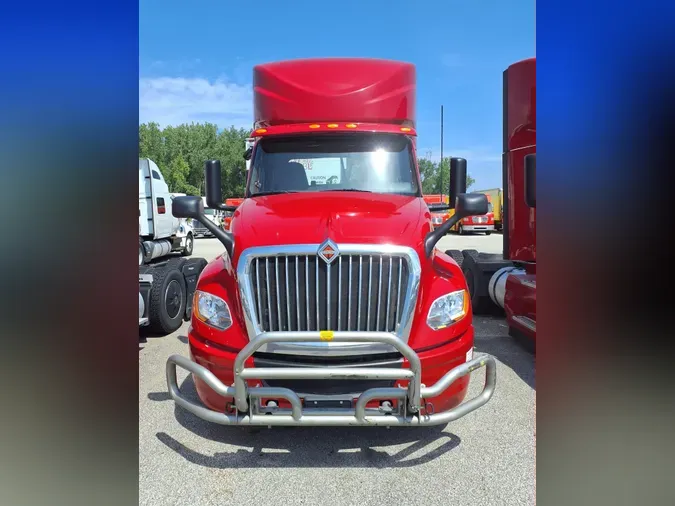 2021 NAVISTAR INTERNATIONAL LT625 DAYCAB T/A