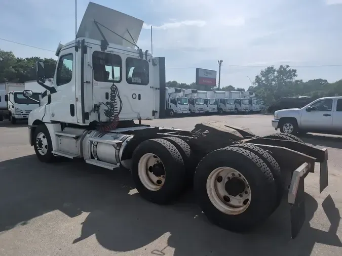 2020 FREIGHTLINER/MERCEDES NEW CASCADIA PX12664af690197d4f0bdc2d5758908404a7143