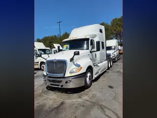 2019 NAVISTAR INTERNATIONAL LT625 SLPR CAB