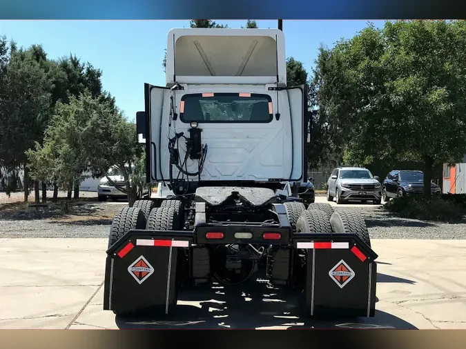 2019 INT LT625 6x4