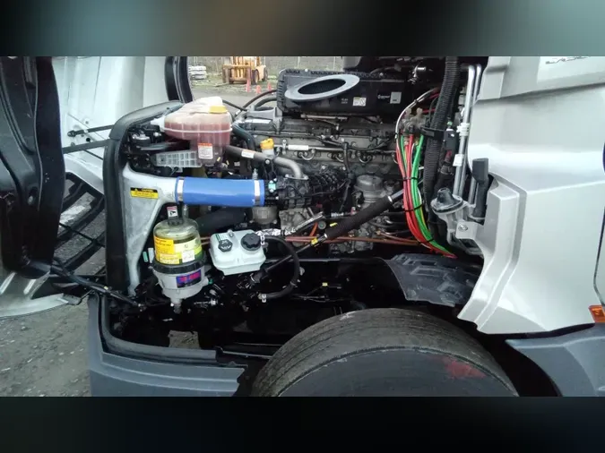 2024 Freightliner Cascadia 126