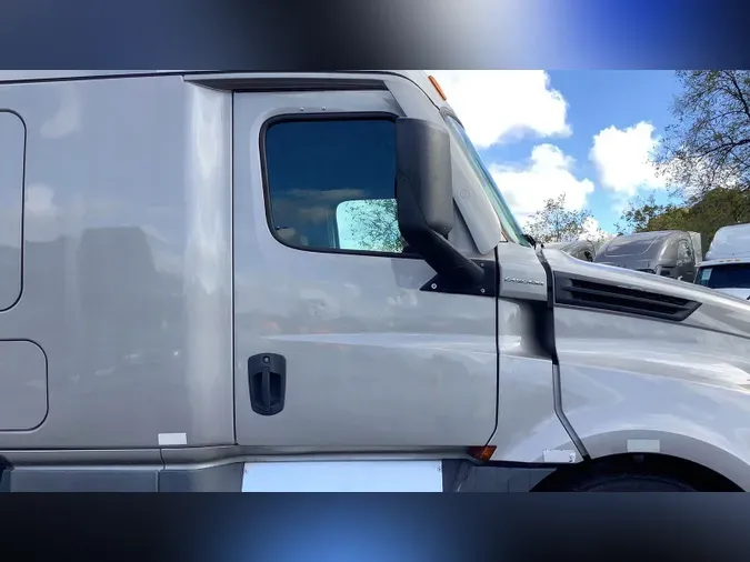 2022 Freightliner Cascadia 126af777af597f859714c9b02f2c32b13ea