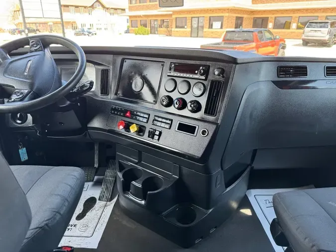 2023 FREIGHTLINER Cascadia 126