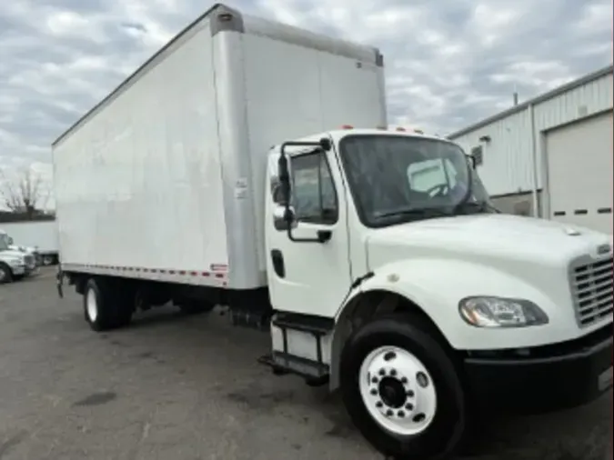 2017 FREIGHTLINER/MERCEDES M2 106