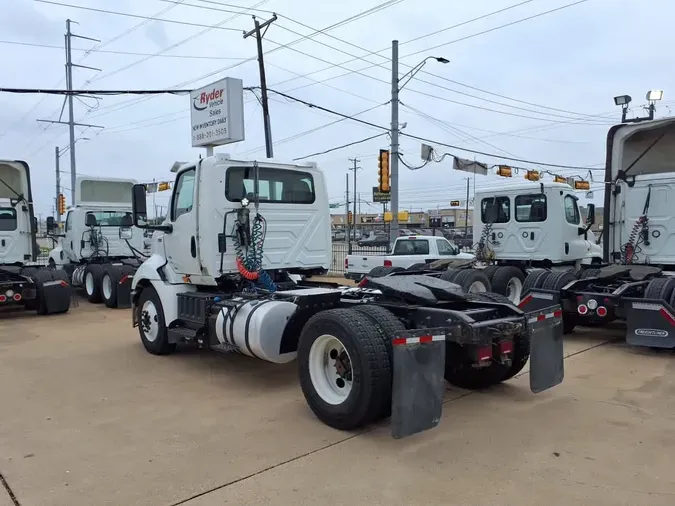 2019 NAVISTAR INTERNATIONAL RH613 DAYCAB S/A