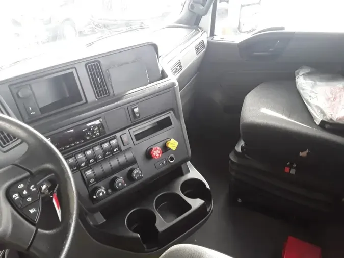 2020 NAVISTAR INTERNATIONAL LT625 DAYCAB T/Aaf7a8a052dc08fb6e6dc4b29d563a2f8