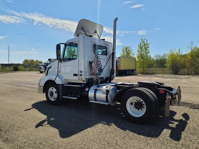 2016 VOLVO VNL42TRACTOR