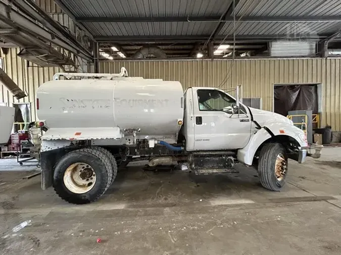 2013 FORD F750 SD