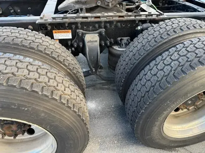 2023 Freightliner Cascadiaaf8323ed256e4cd3bdfba9325d264a53