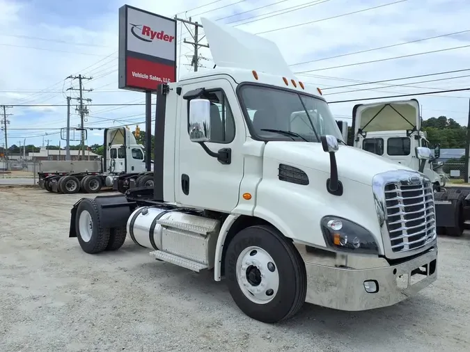 2020 FREIGHTLINER/MERCEDES CASCADIA 113af8478730024fa02b95b19990e525234