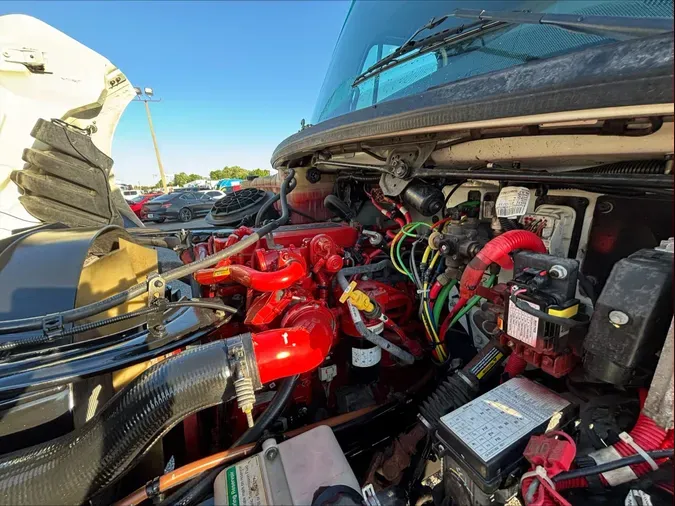 2019 Freightliner M2