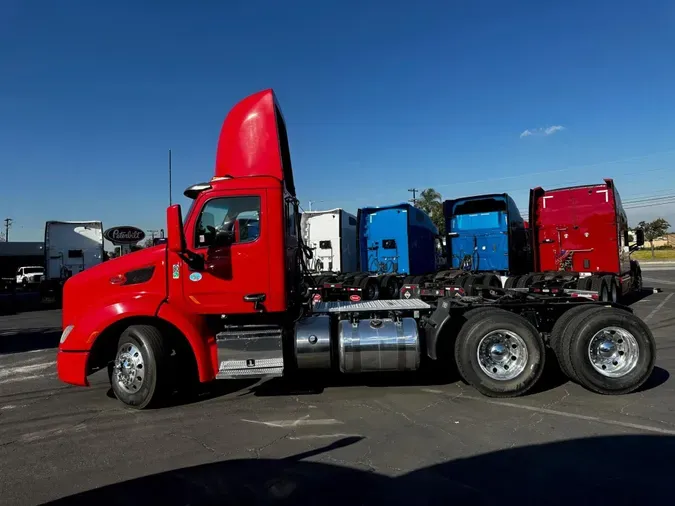 2017 Peterbilt 579