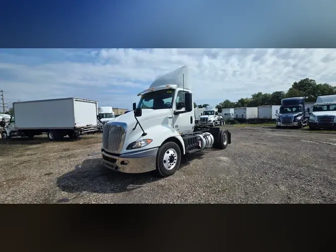 2019 NAVISTAR INTERNATIONAL RH613 DAYCAB S/Aaf8dc460b135e564a5b2dcce26fa9e99