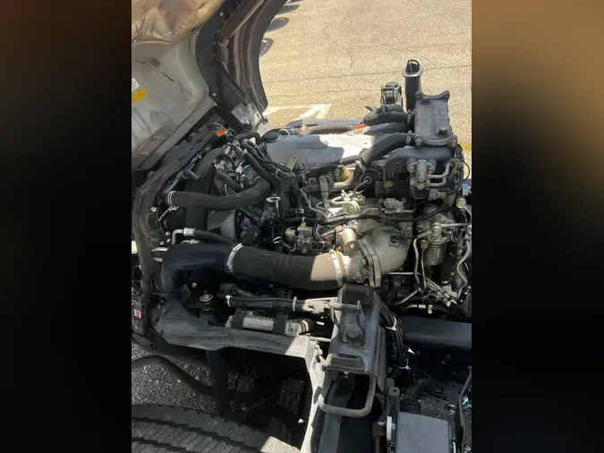 2020 ISUZU NPR