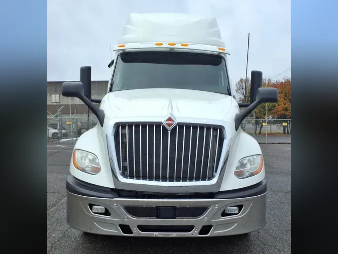 2020 NAVISTAR INTERNATIONAL LT625 SLPR CAB
