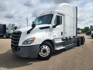 2021 FREIGHTLINER Cascadia 126