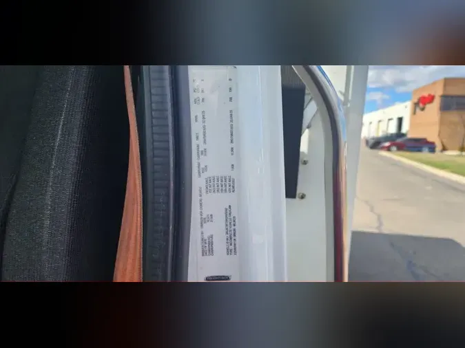 2019 FREIGHTLINER/MERCEDES M2 106